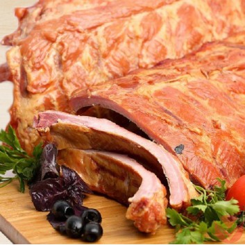 Рёбра копчёные 0,5 кг фото 1 — Интернет-магазин доставки продуктов и воды ВКУСНЫЙ